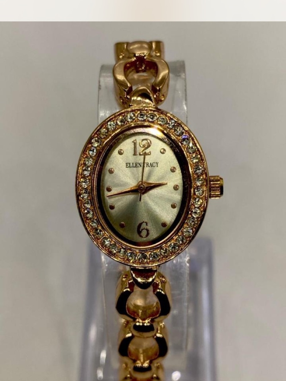 *** Ellen Tracy ^^^ Iced  Gold Crystal Accent Oval Bracelet Watch ***